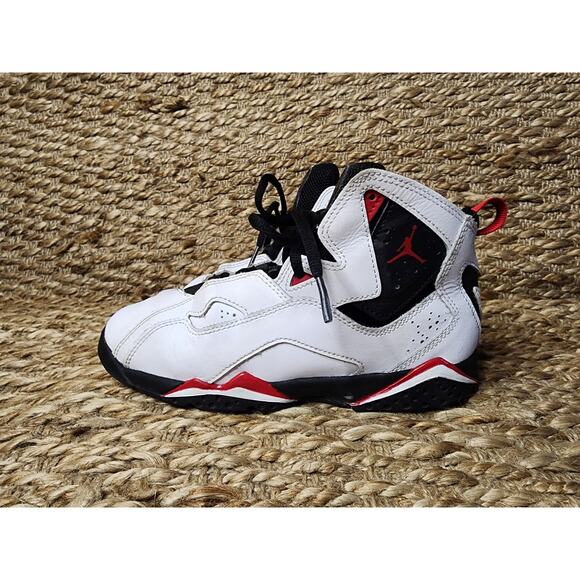 NIKE AIR Jordan True Flight (GS) Shoes (343796 160) Size 3Y Basketball Athletic - Picture 1 of 11